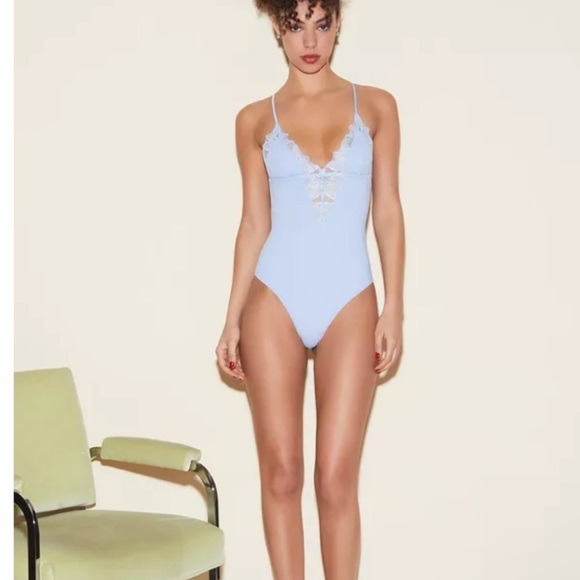 FLEUR DU MAL LILY EMBROIDERED LACE V NECK PLUNGE BODYSUIT TANK LIGHT BLUE XS - Picture 2 of 12
